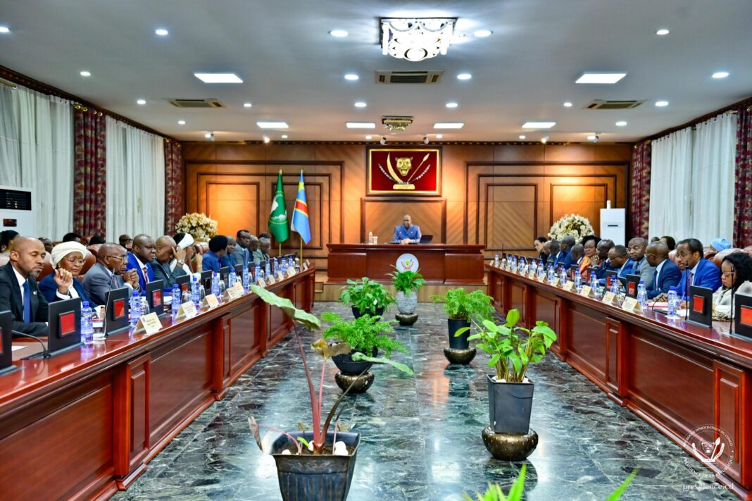 RDC : Félix Tshisekedi veut relancer la participation du pays au Centre international des civilisations Bantu RDC : Félix Tshisekedi veut relancer la participation du pays au Centre international des civilisations Bantu